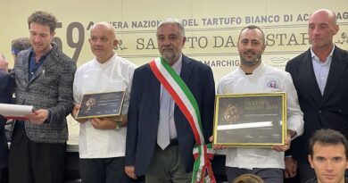 AMANDOLA VINCE LA 2^ ED. GARA NAZIONALE DELLE CITTA’ DEL TARTUFO  SECONDA CLASSIFICATA SAN MINIATO  59° FIERA NAZIONALE DEL TARTUFO BIANCO DI ACQUALAGNA